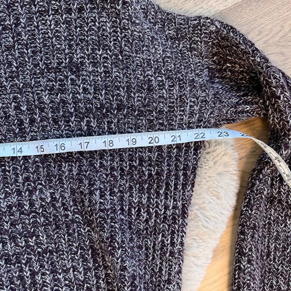 Aritzia | TNA Cashmere/Wool/Angora Blend Sweater Small - Picture 9 of 10